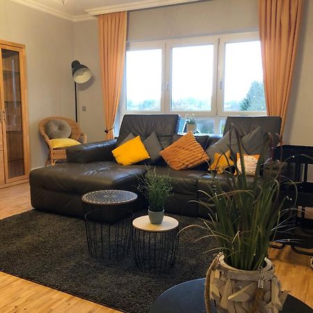 Gemuetliches Apartment Garden View Ramstein-Miesenbach Exterior foto